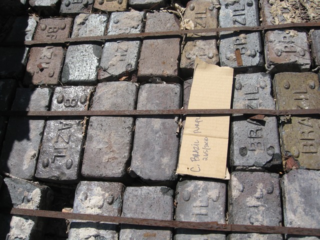 Reclaimed Pavers - Kedzie Yard  (2)